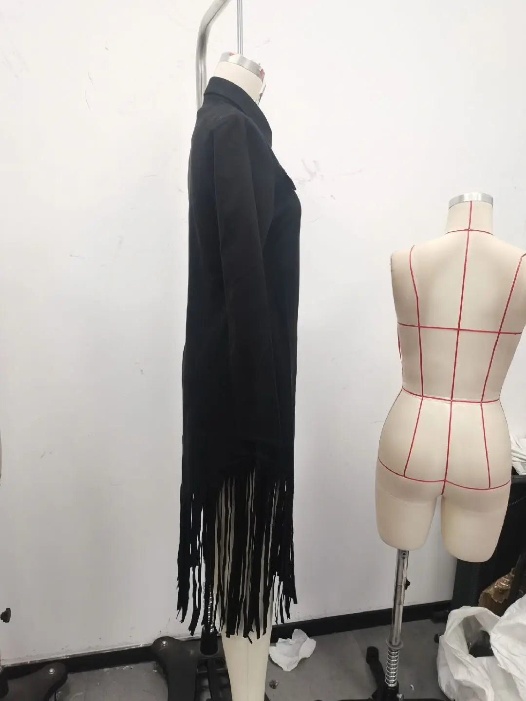 Vestido Largo Premium Efecto Ante con Flecos - Elegante Vestido Maxi de Manga Larga con Cremallera