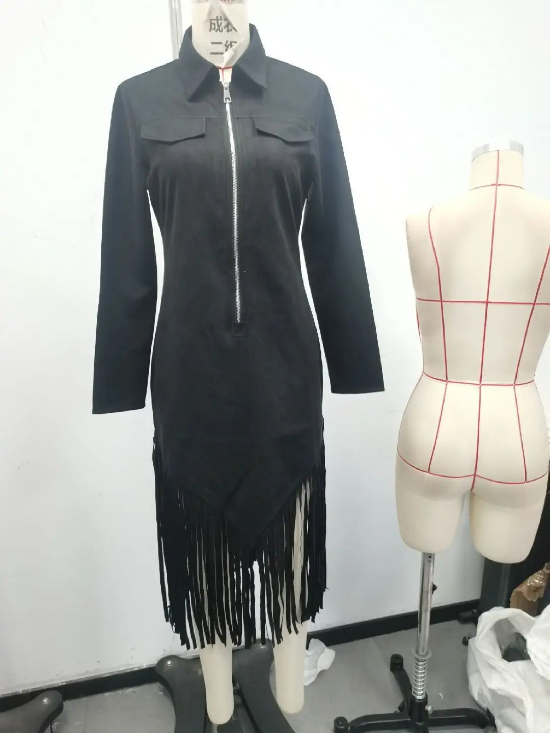 Vestido Largo Premium Efecto Ante con Flecos - Elegante Vestido Maxi de Manga Larga con Cremallera